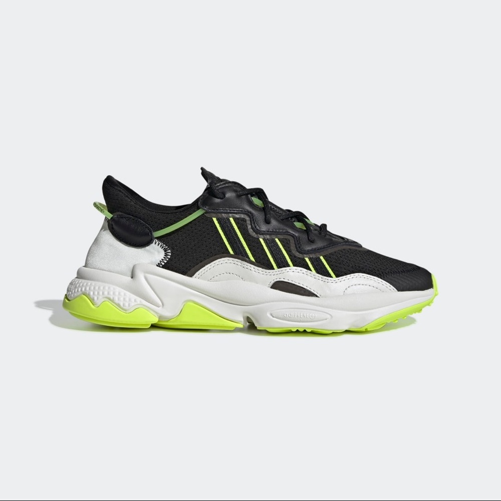 ADIDAS OZWEEGO